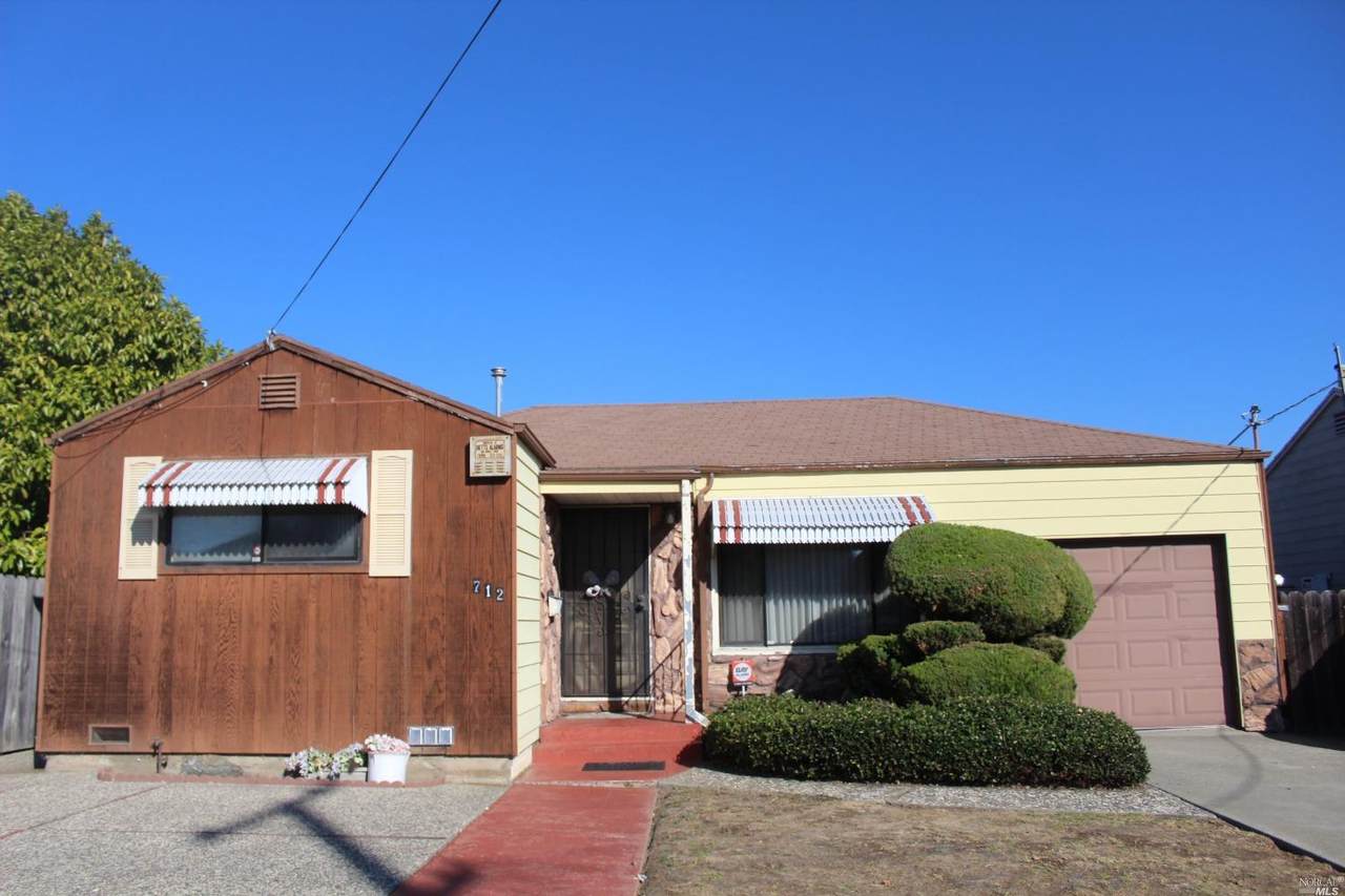 712 Lassen Street - Photo 1