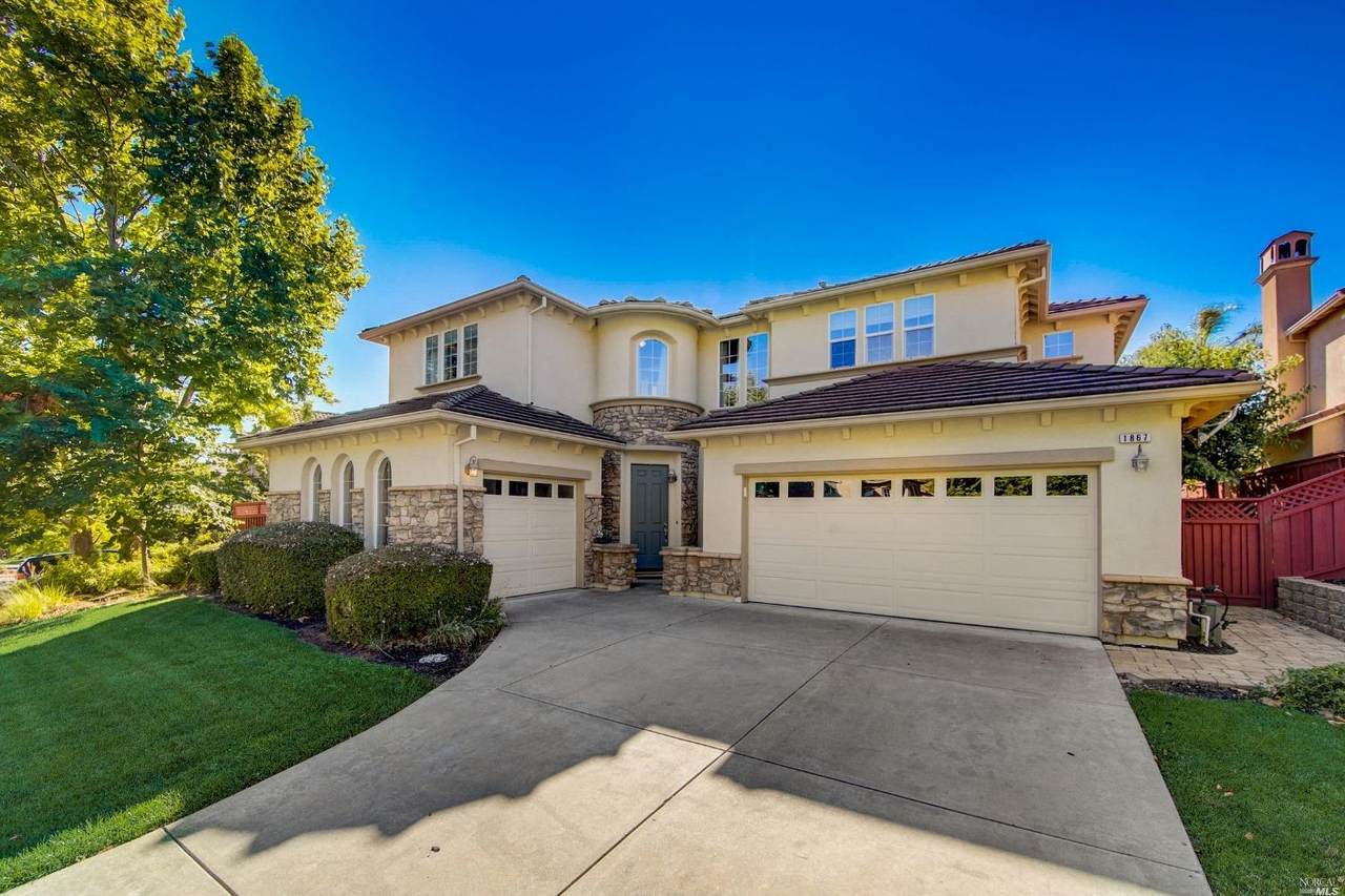 1867 Landmark Drive - Photo 1