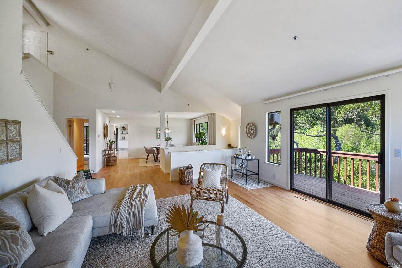 460 Green Glen Way - Photo 1