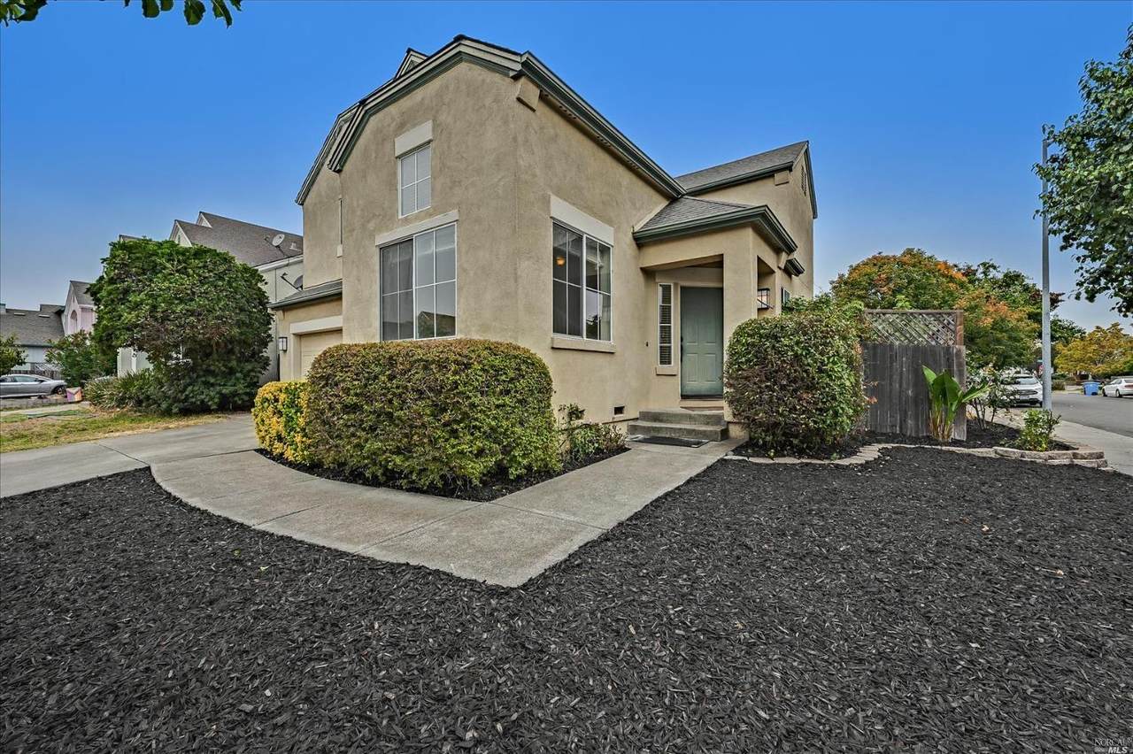 2321 Weatherby Avenue - Photo 1