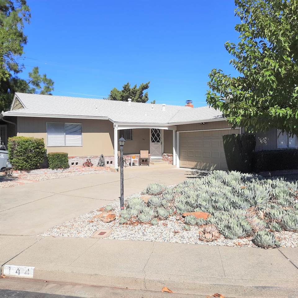 144 Carlsbad Circle - Photo 1