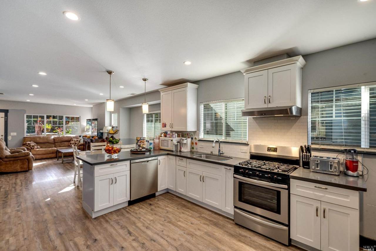 1207 Humboldt Street - Photo 1