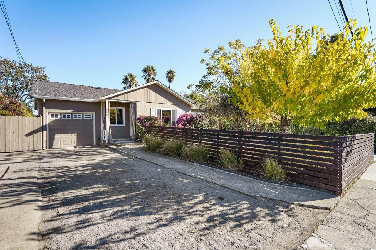 118 Mabry Way - Photo 1