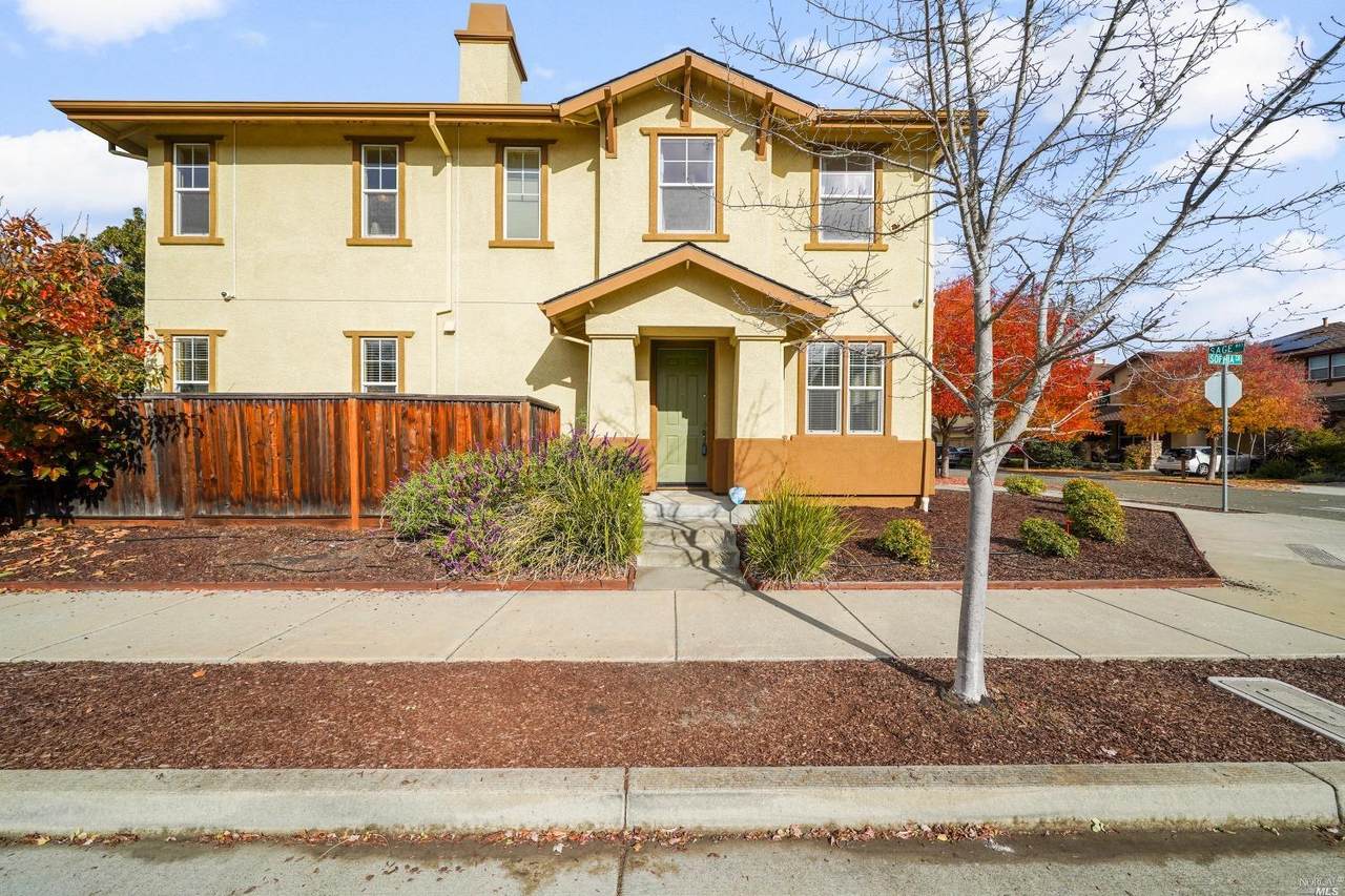 1803 Sage Way - Photo 1