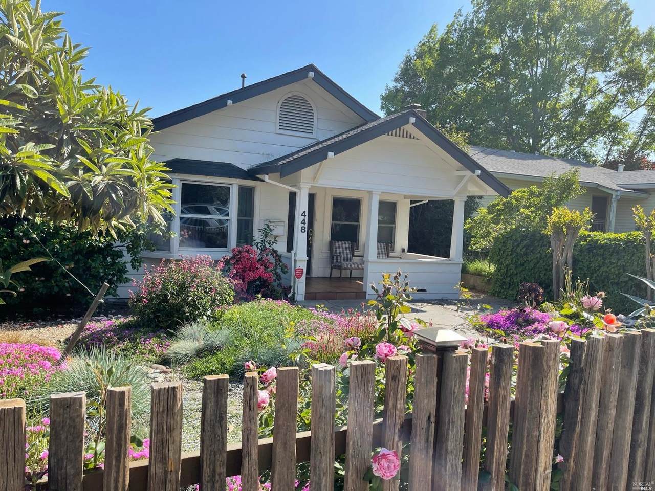 448 Grant Street - Photo 1