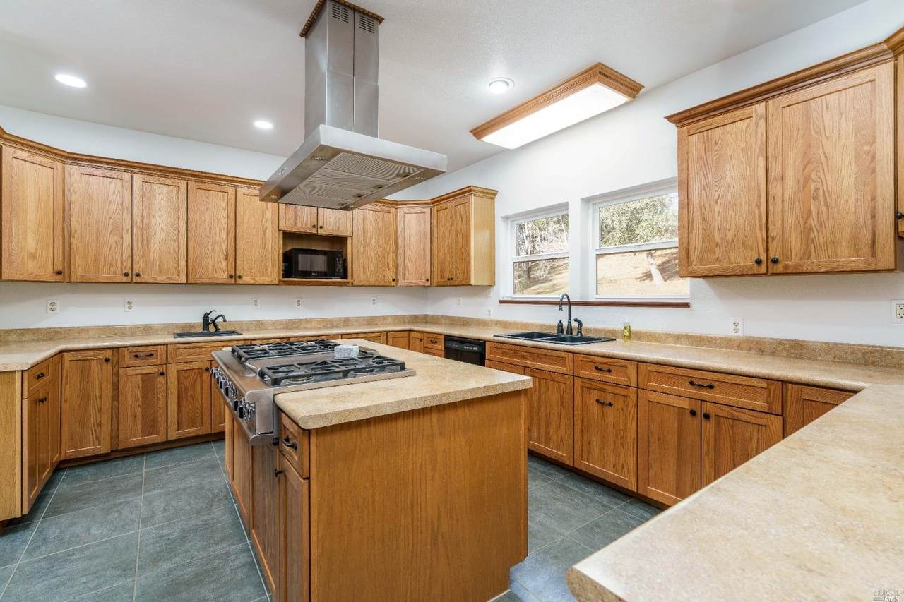 9270 Laughlin Way - Photo 1