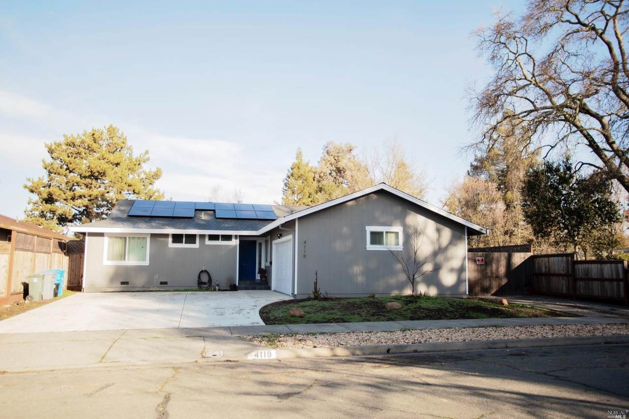 4119 Siskiyou Avenue - Photo 1