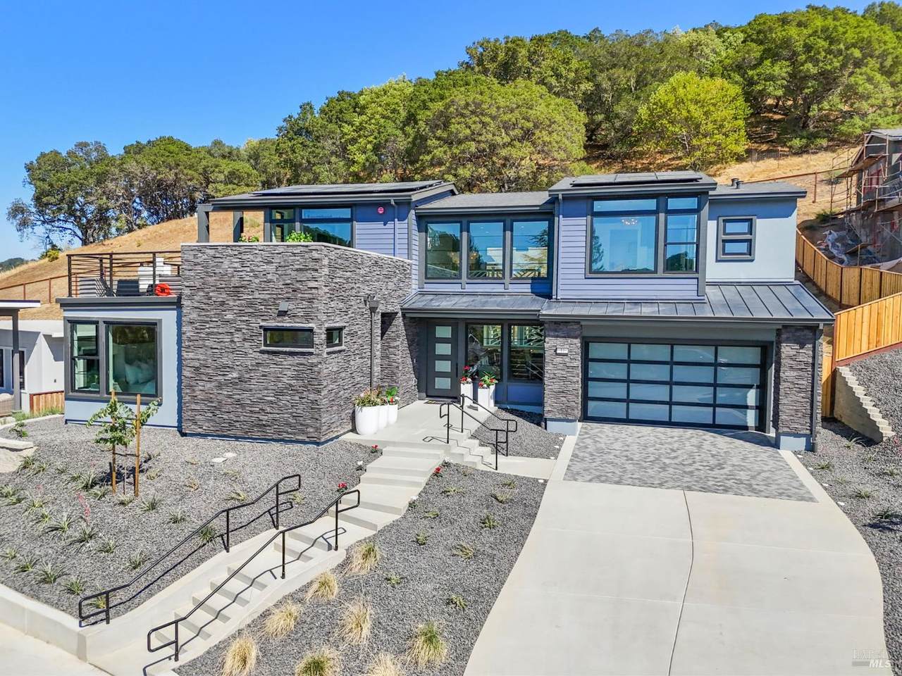 27 Erin Drive - Photo 1