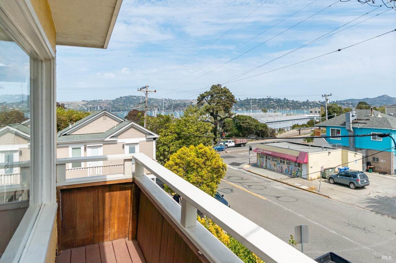 506 Spring Street - Photo 1
