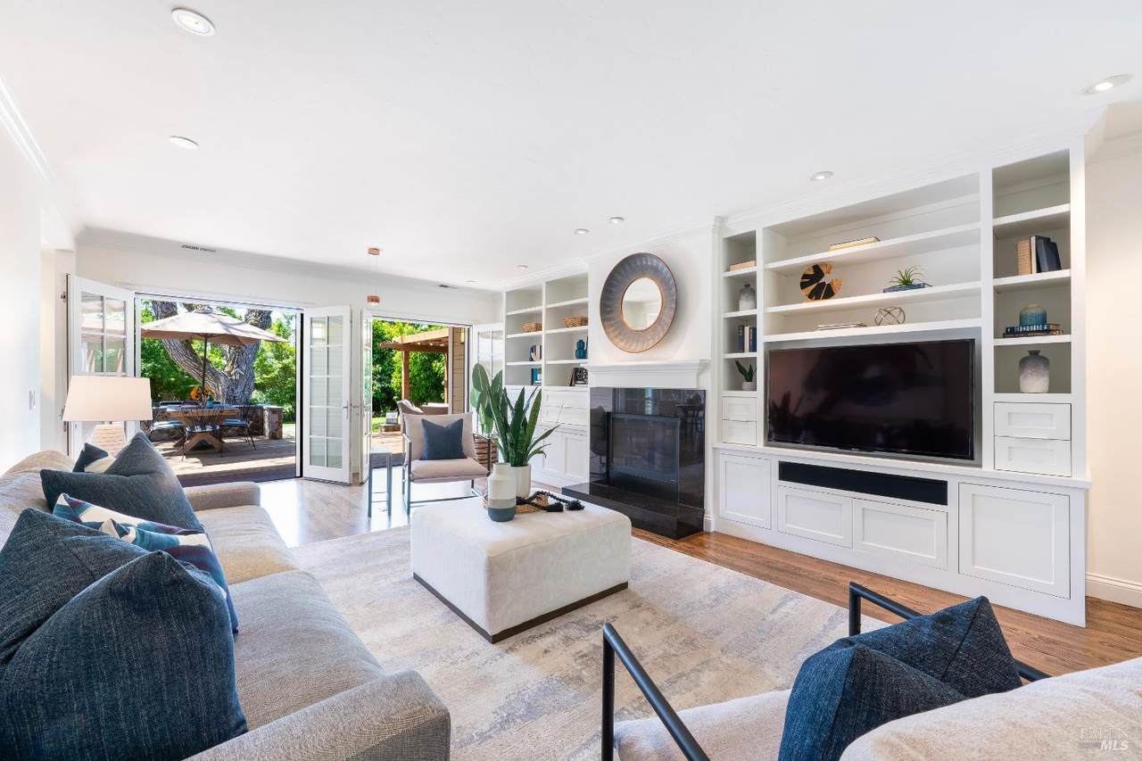 522 Tucker Street - Photo 1