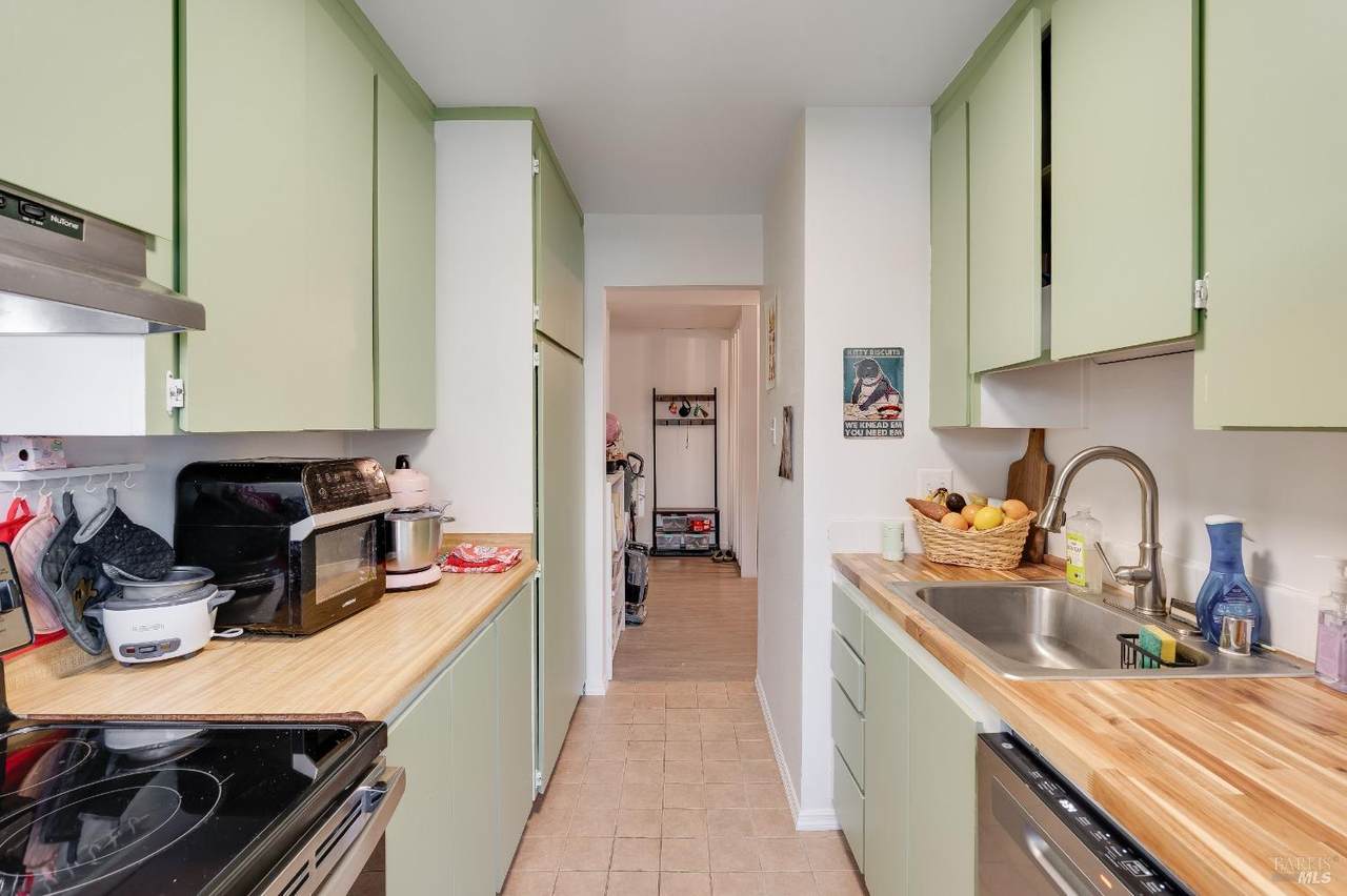 2100 Laguna Circle - Photo 1