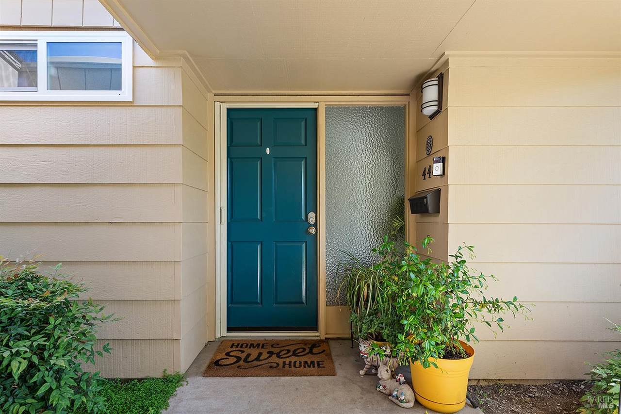 448 Meadowgreen Drive - Photo 1