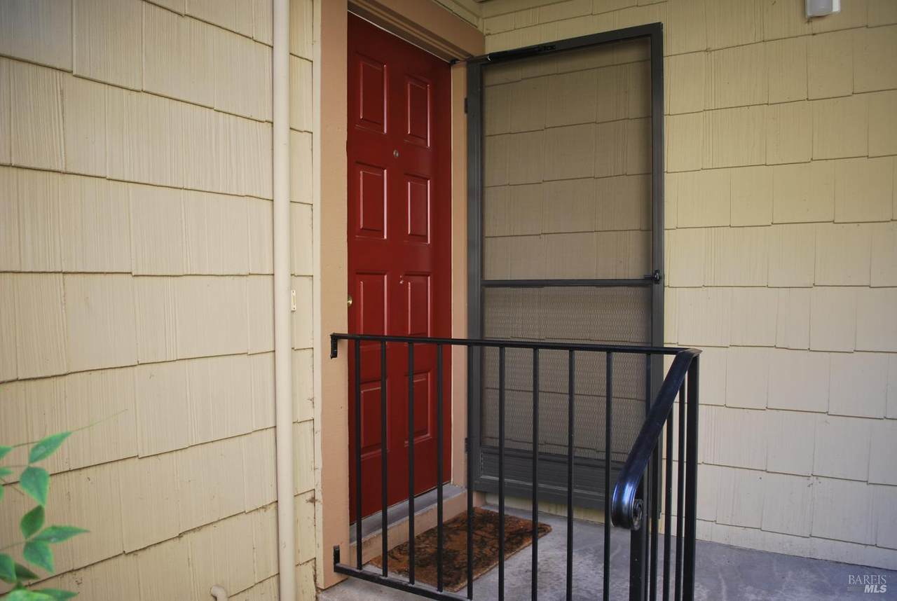 206 Park Place Drive - Photo 1