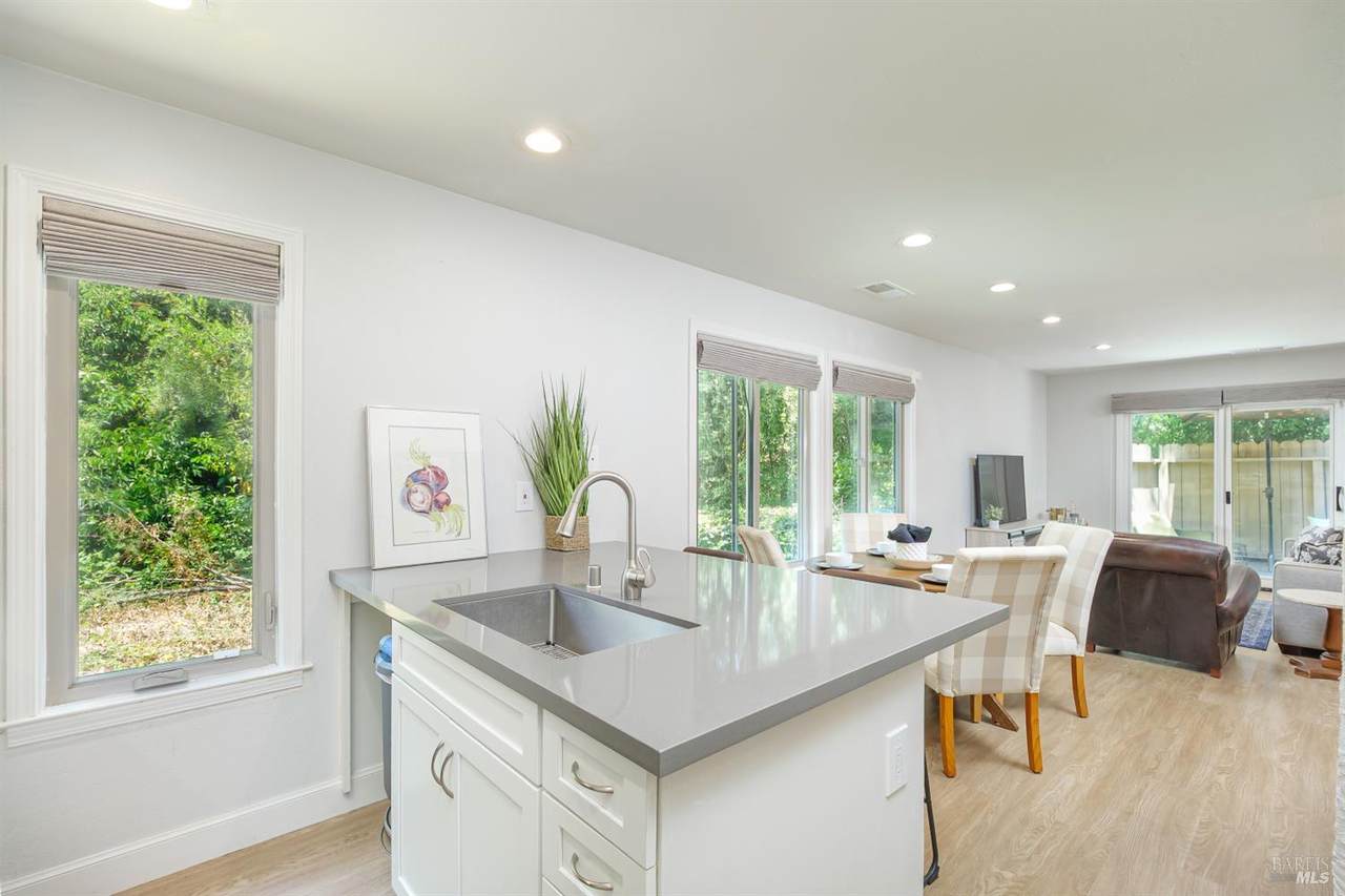 209 Antoinette Court - Photo 1