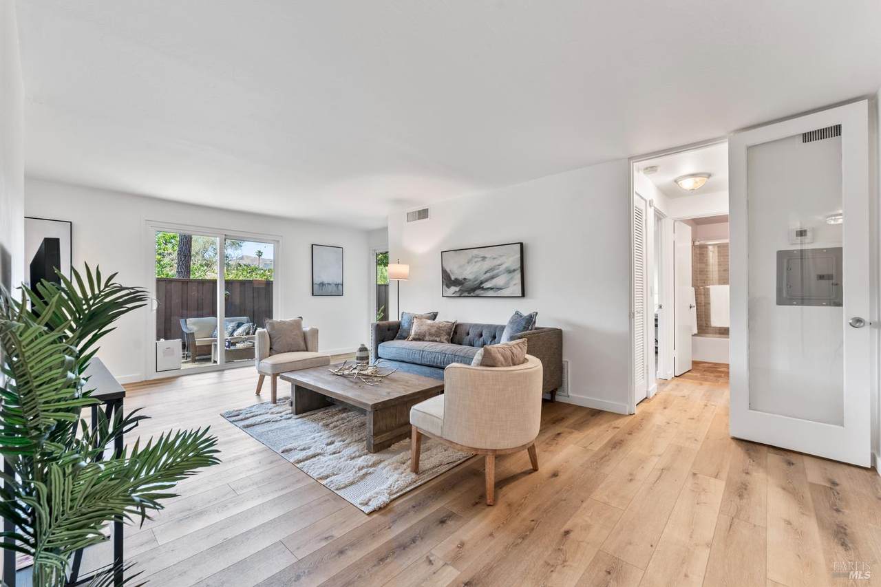 81 Forest Lane - Photo 1