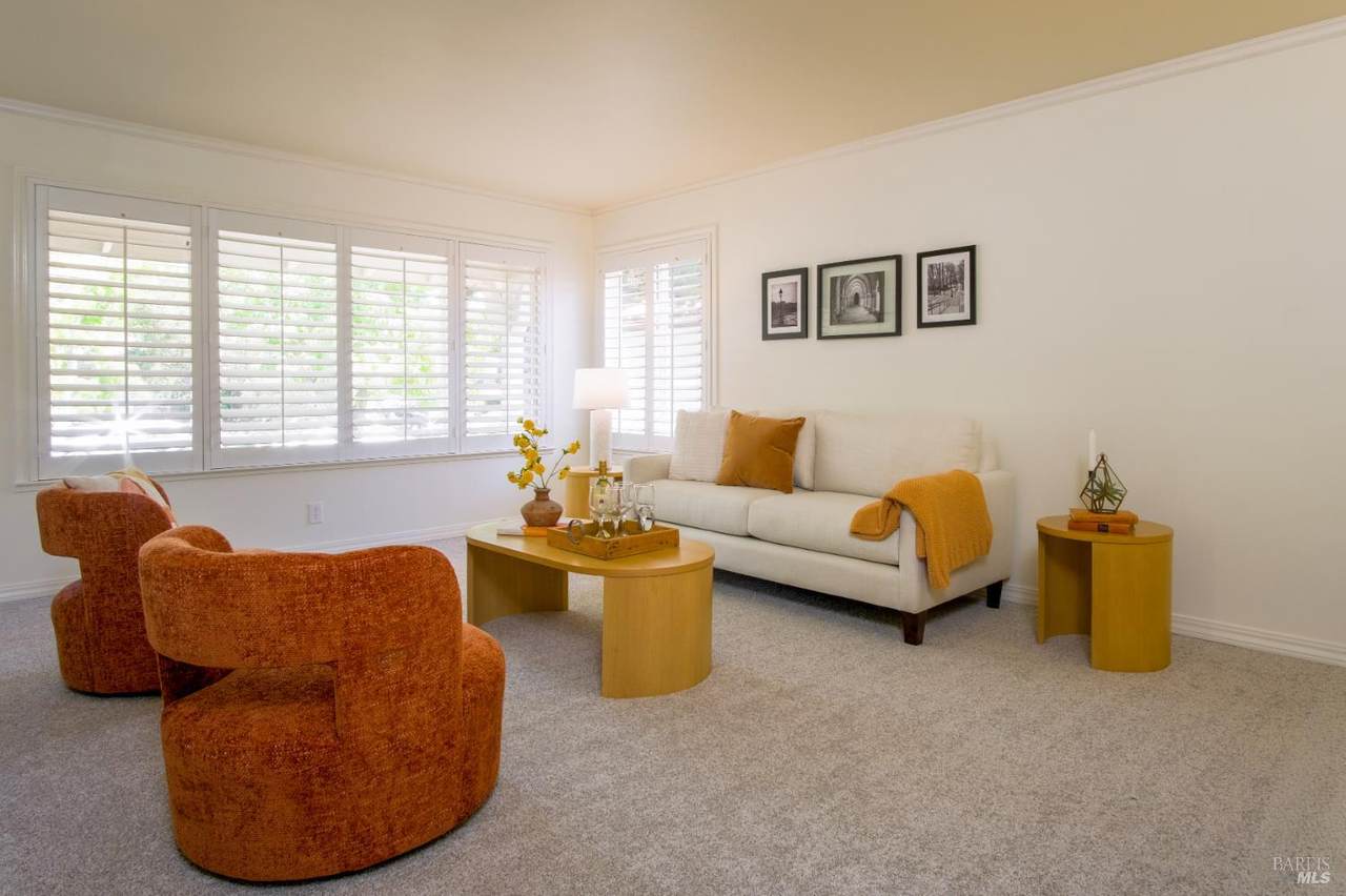 31 Esmeyer Drive - Photo 1