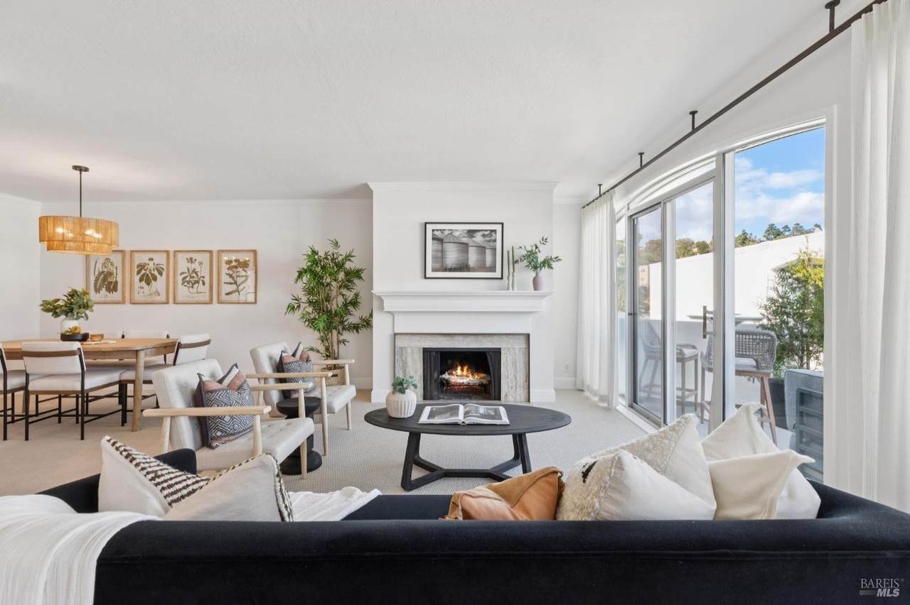 2335 Shelter Bay Avenue - Photo 1