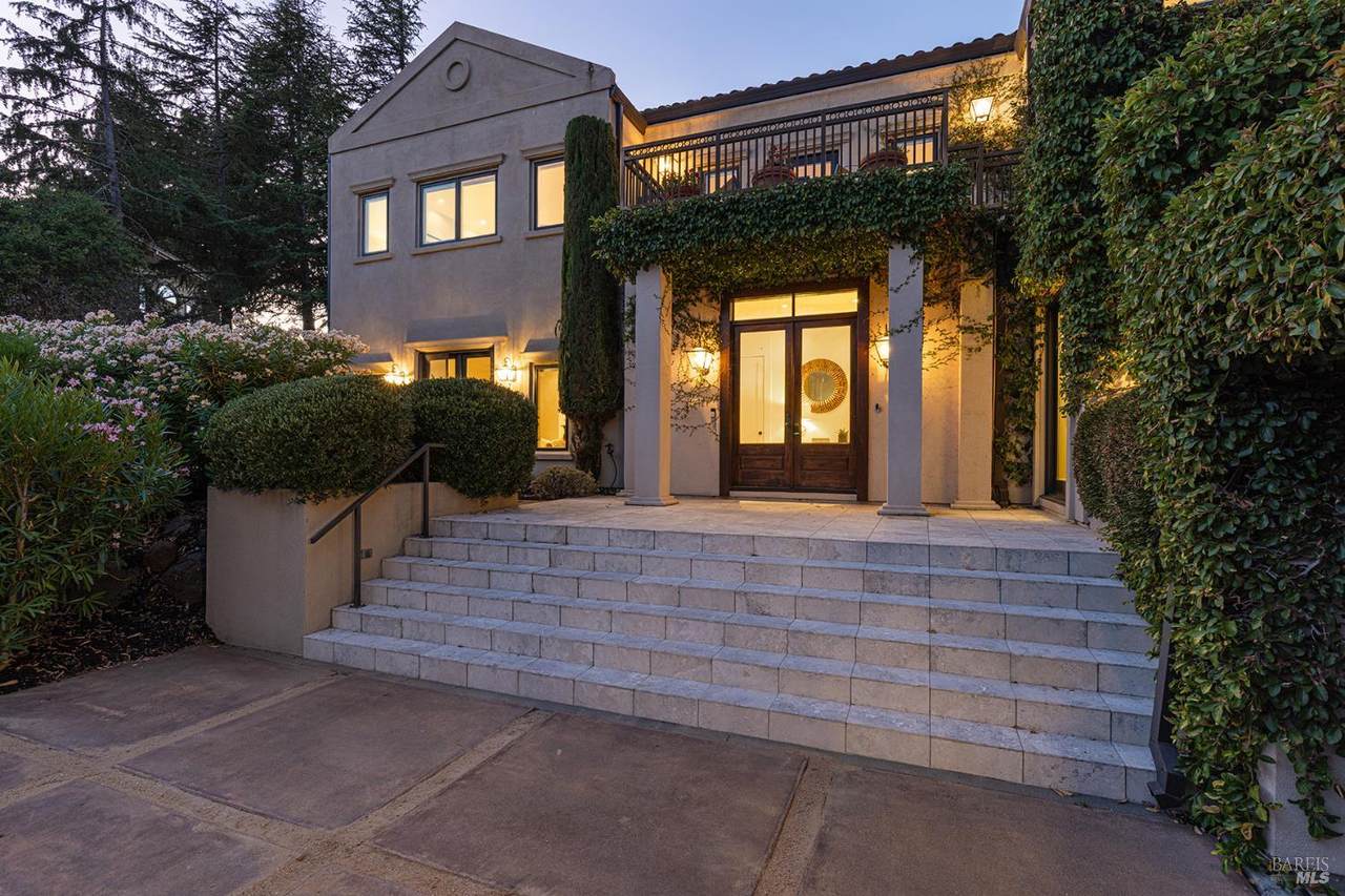 145 Canyon Court - Photo 1