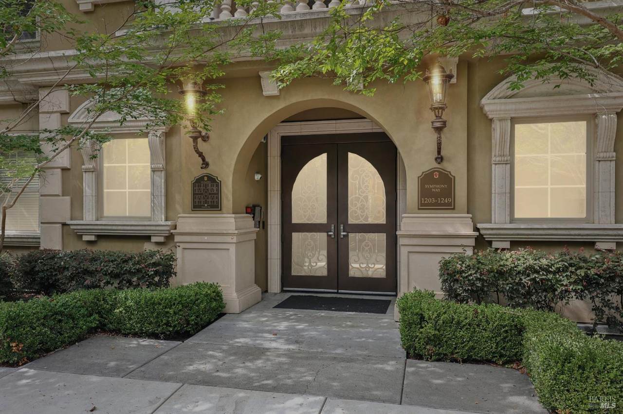 1211 Symphony Way - Photo 1