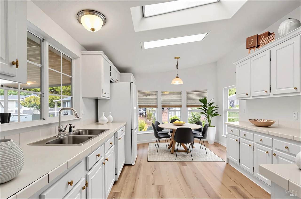 2412 Foothill Boulevard - Photo 1