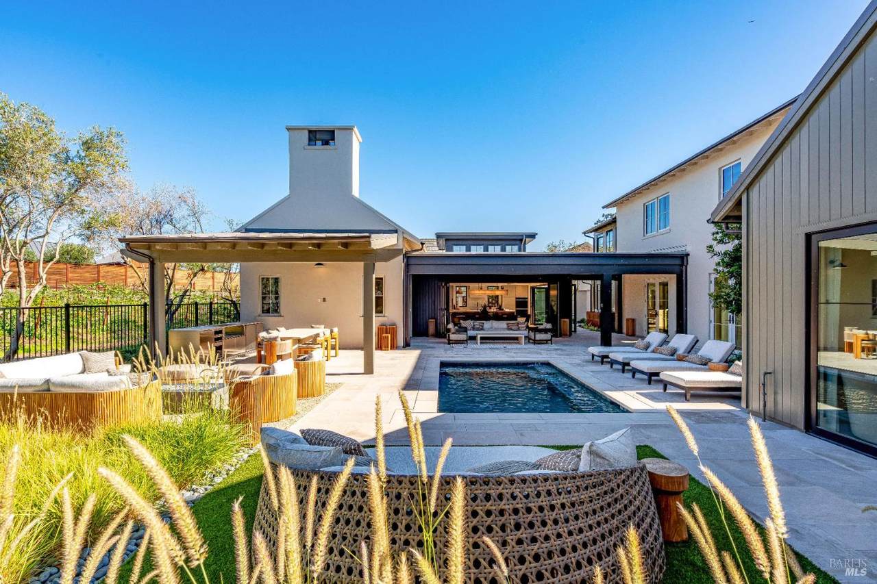 108 Vintners Court - Photo 1