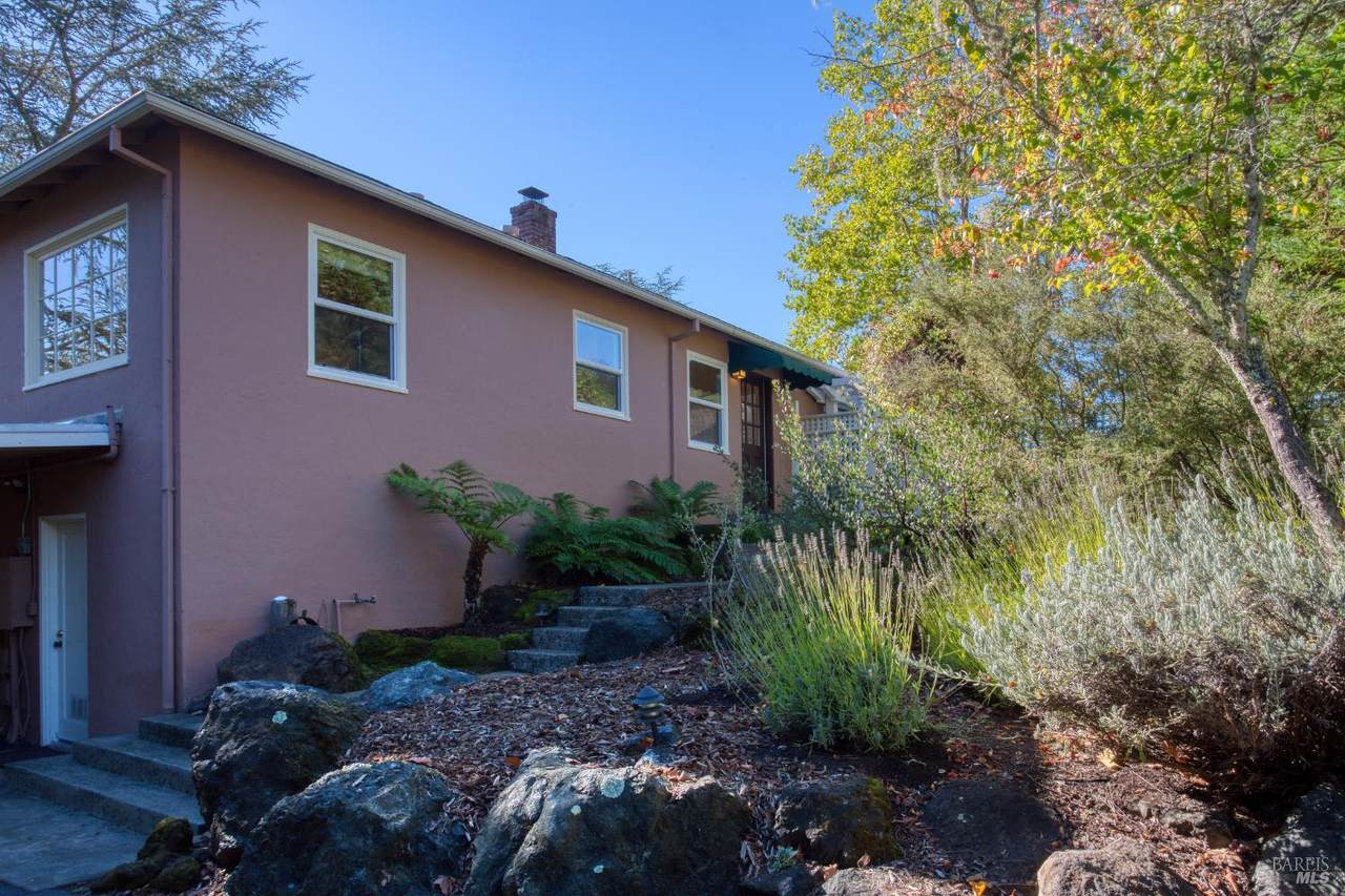 56 Wild Iris Road - Photo 1