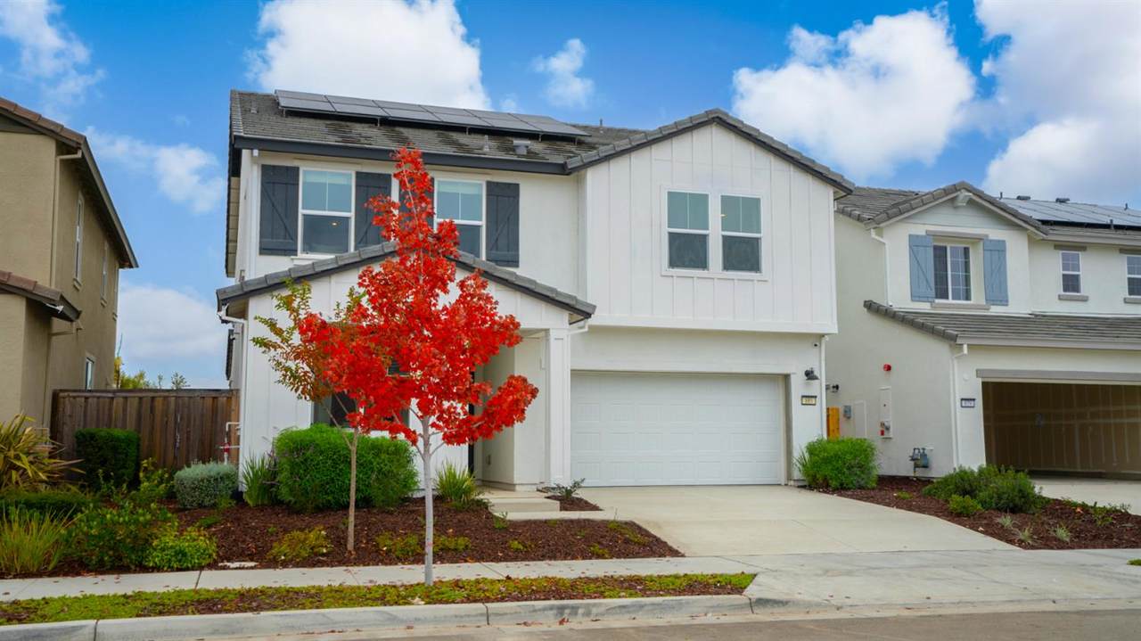 885 Osprey Drive - Photo 1