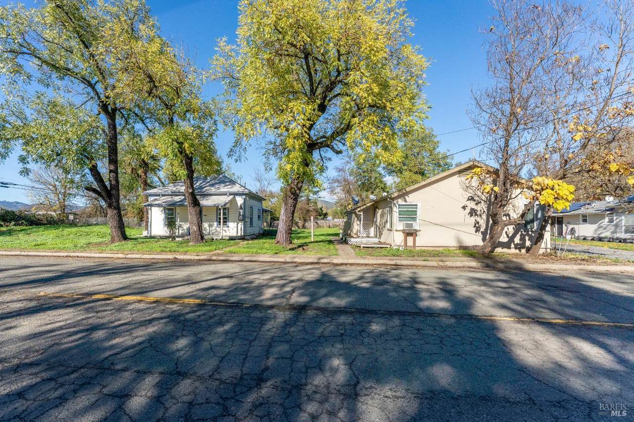 10000 Main Street - Photo 1