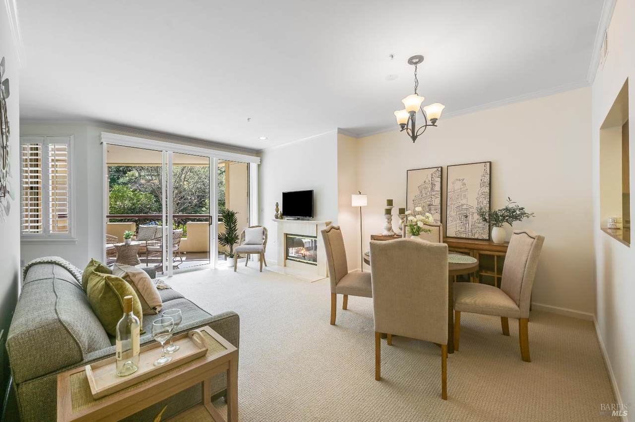 400 Deer Valley Road - Photo 1