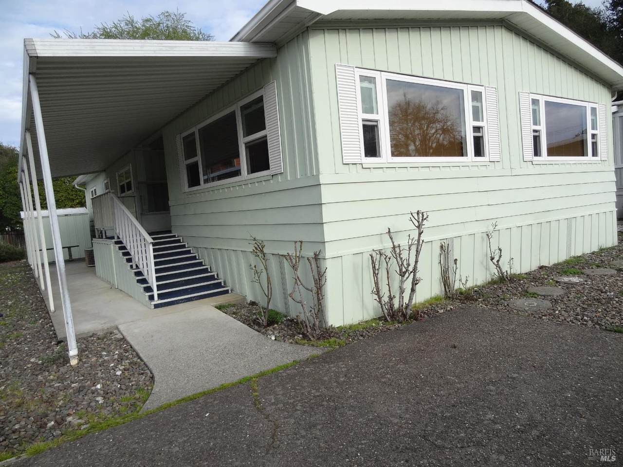 23 Tiffany Place - Photo 1