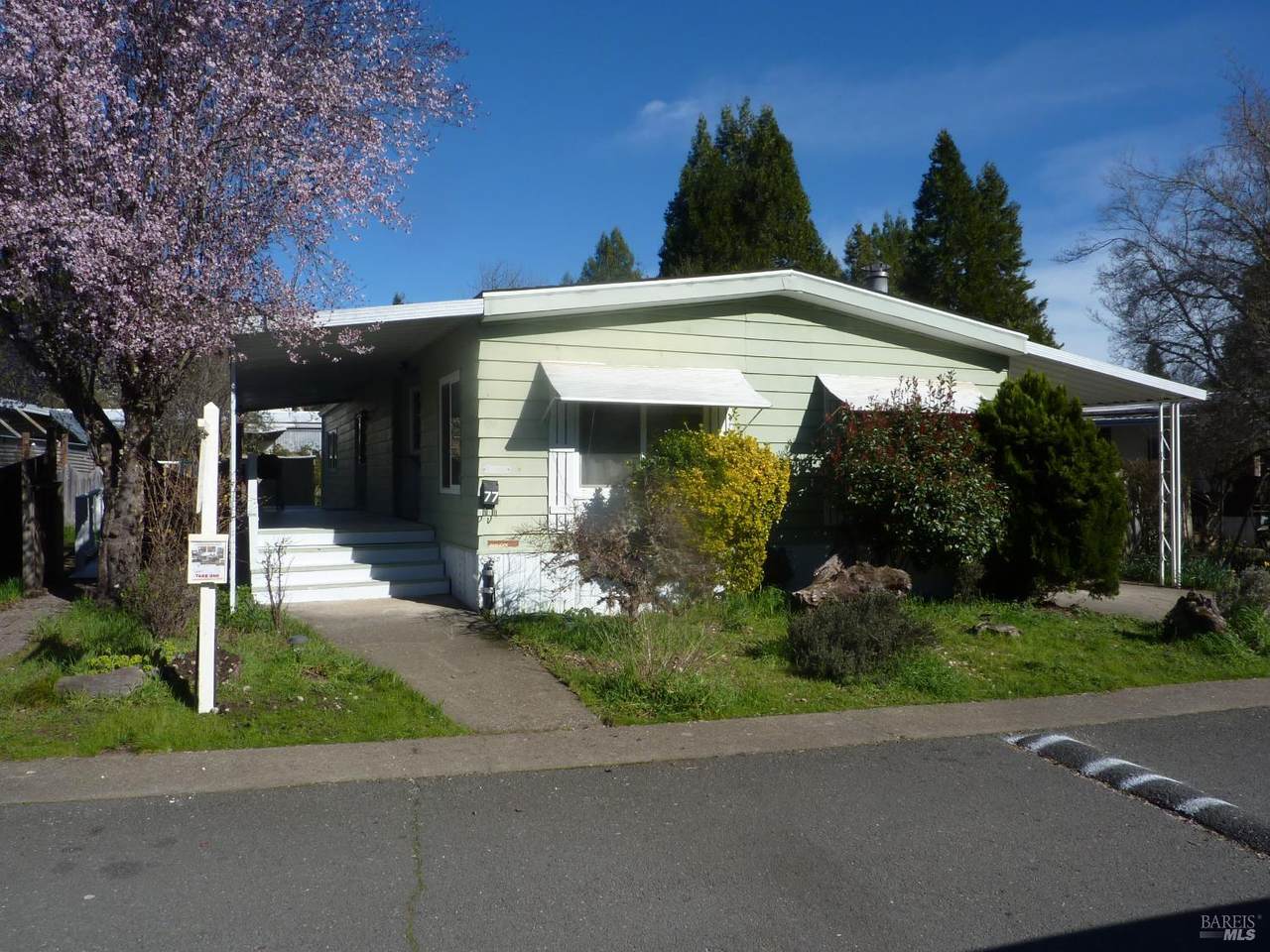 10755 Mobile Village Way - Photo 1