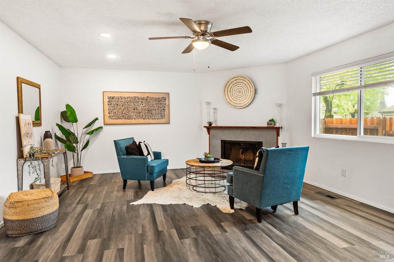 724 Agnew Place - Photo 1