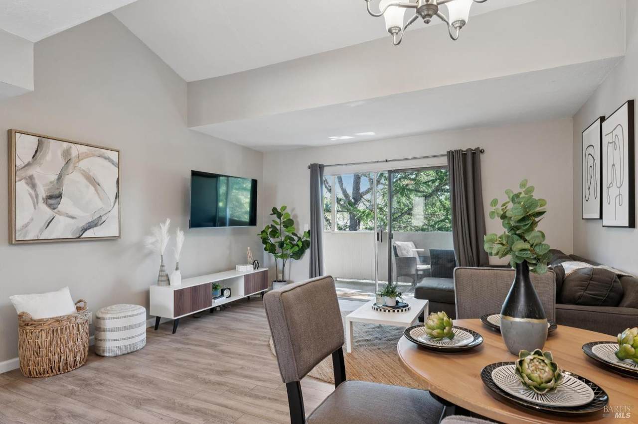 1453 Neotomas Avenue - Photo 1