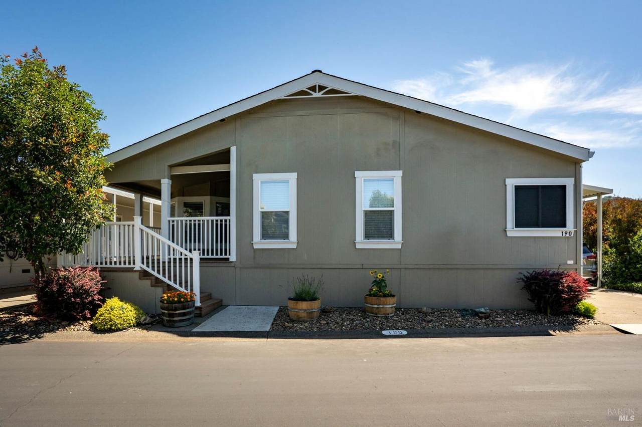 6468 Washington Street - Photo 1