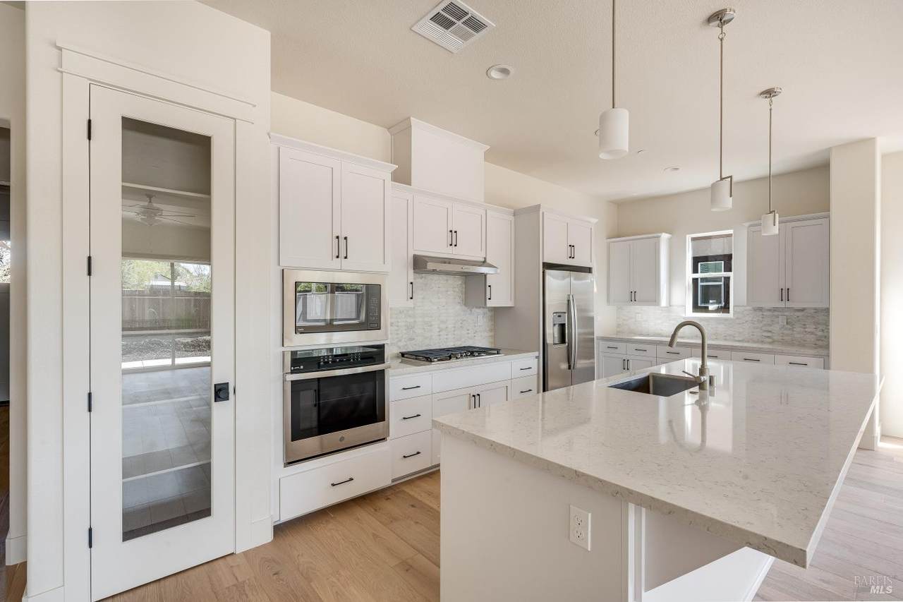 3541 Ruston Lane - Photo 1