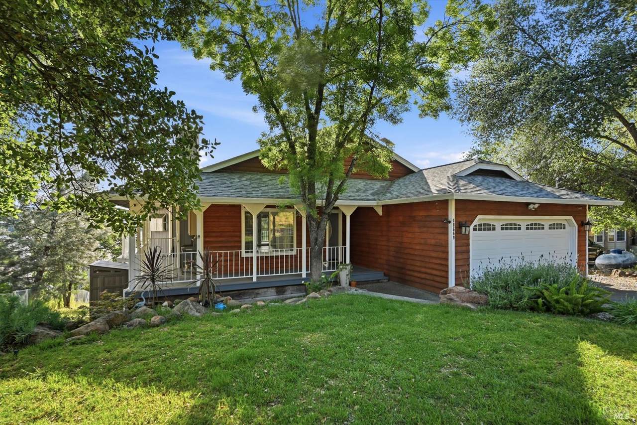18669 Deer Hill Road - Photo 1