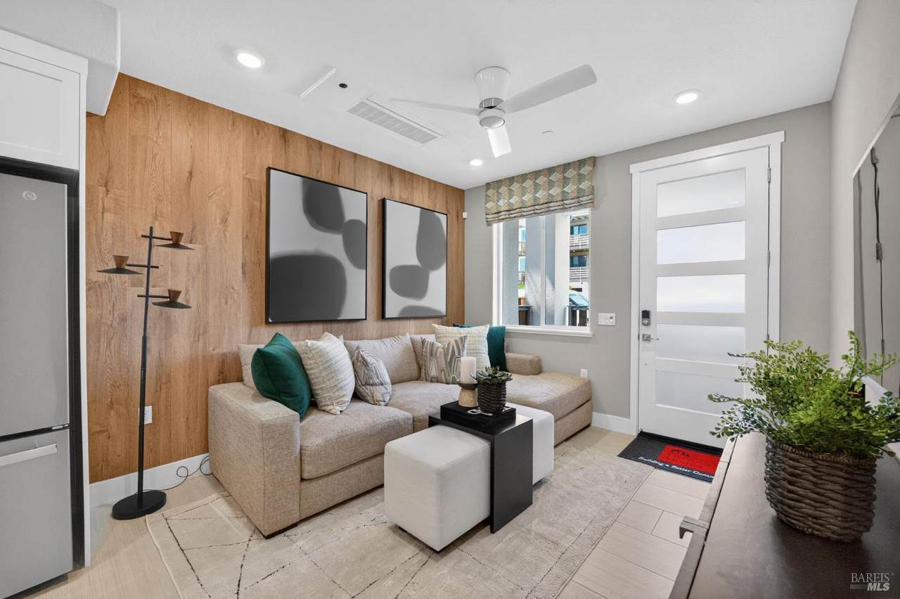 1106 Pegasus Common - Photo 1