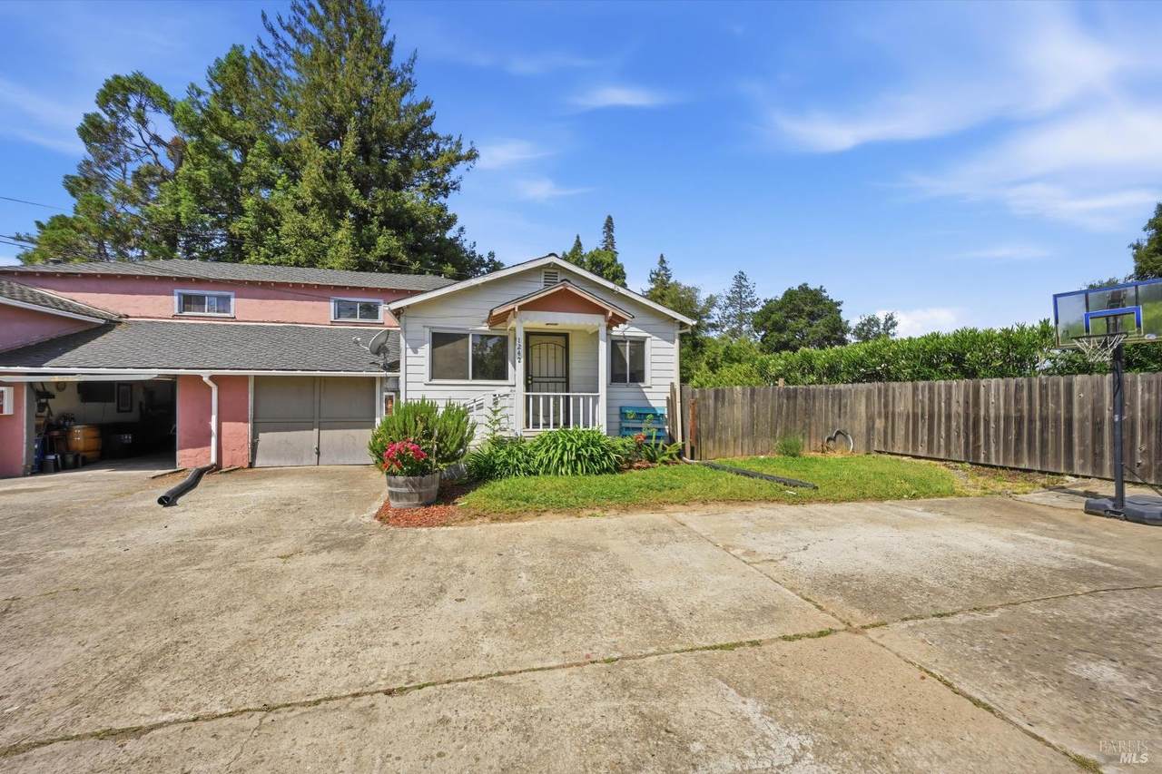 1236 El Centro Avenue - Photo 1