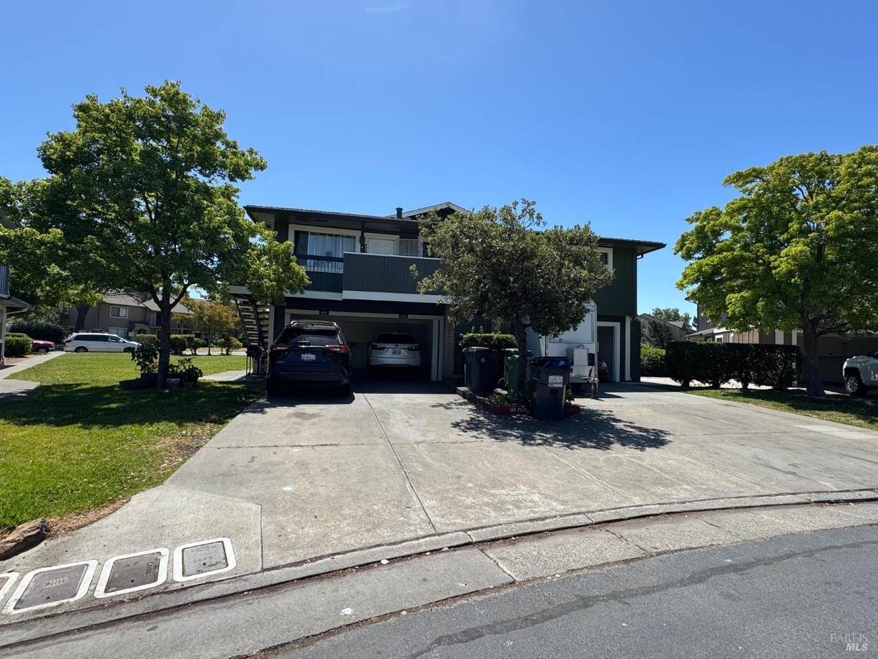 431 Bahia Way - Photo 1
