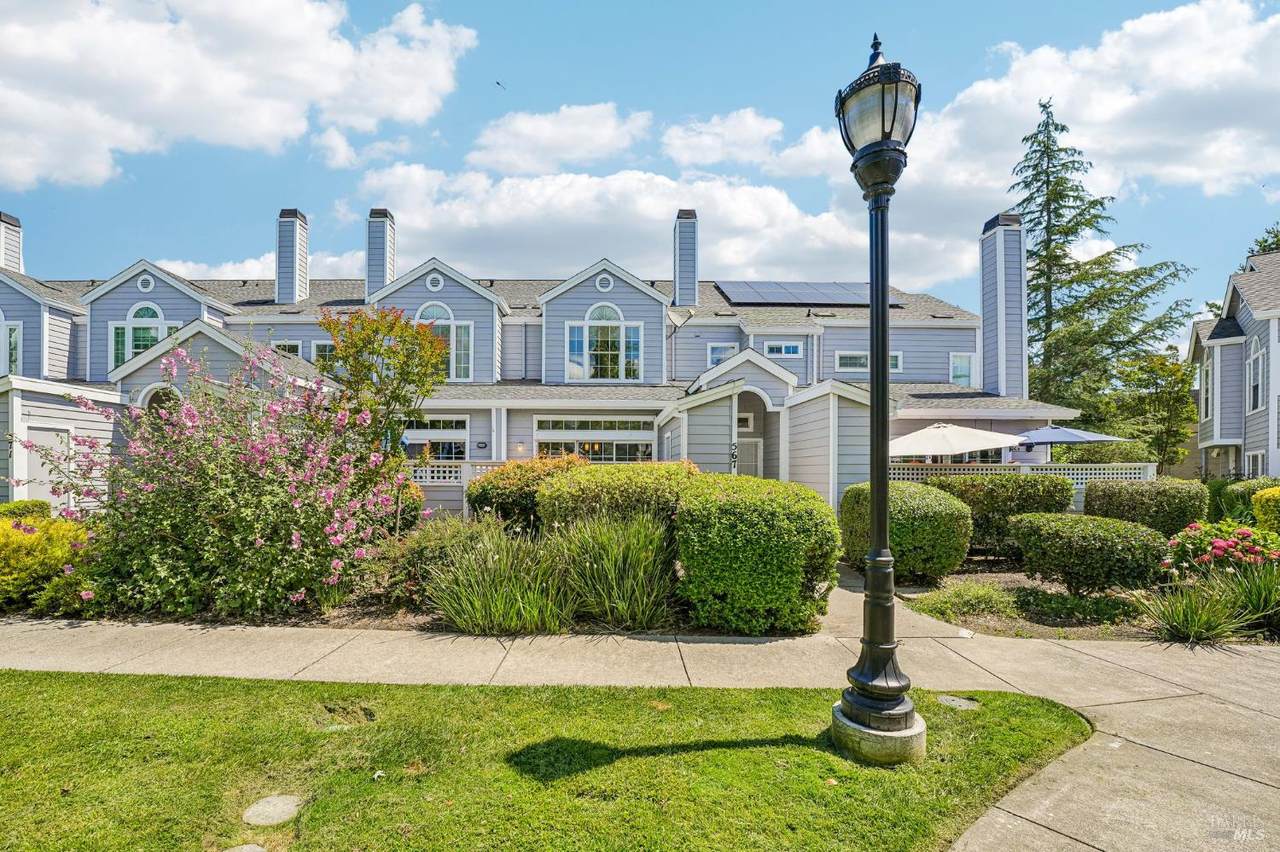 567 Jasmine Circle - Photo 1