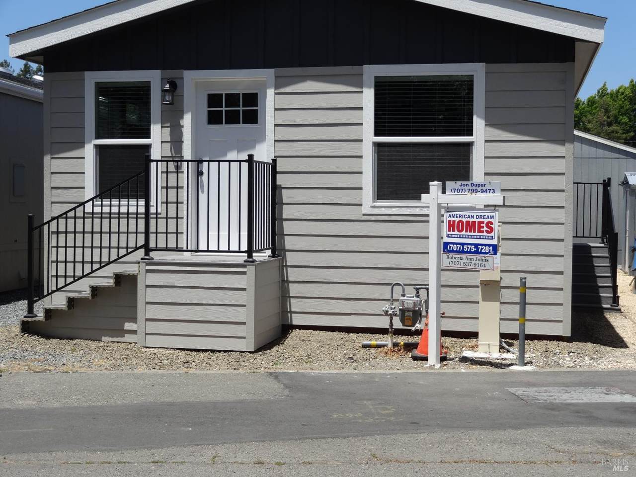 413 Crystal Drive - Photo 1