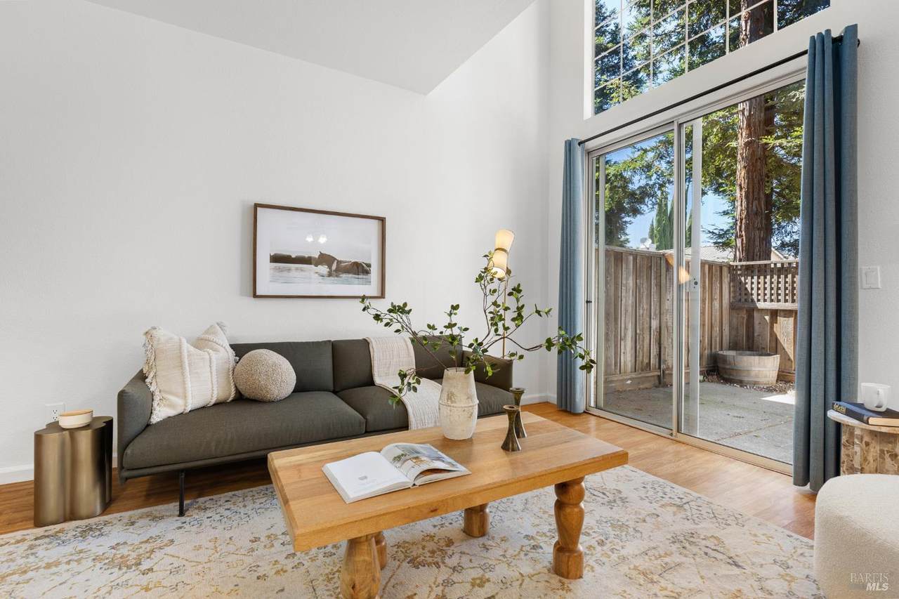 108 Manchester Drive - Photo 1