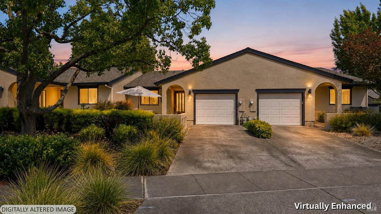 204 Vista Court - Photo 1