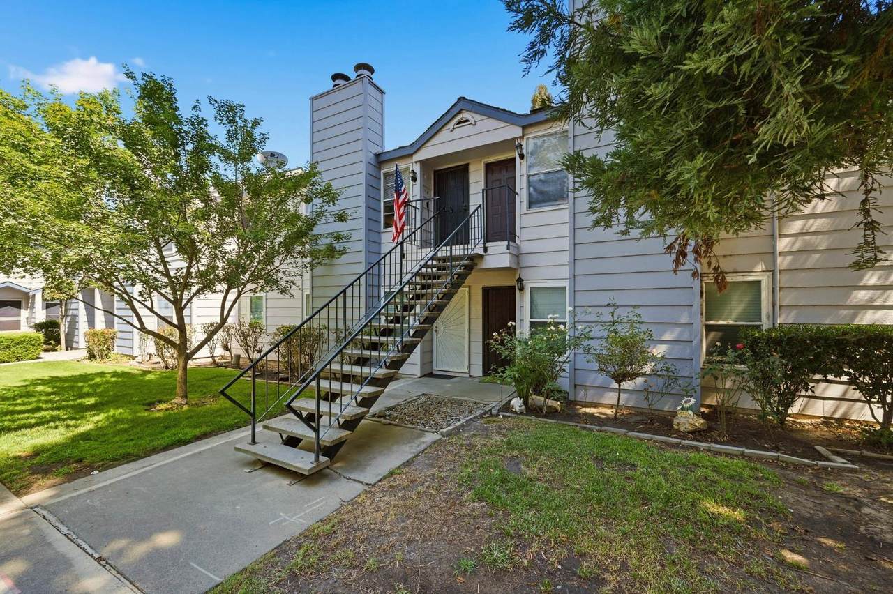 8260 Center Parkway - Photo 1