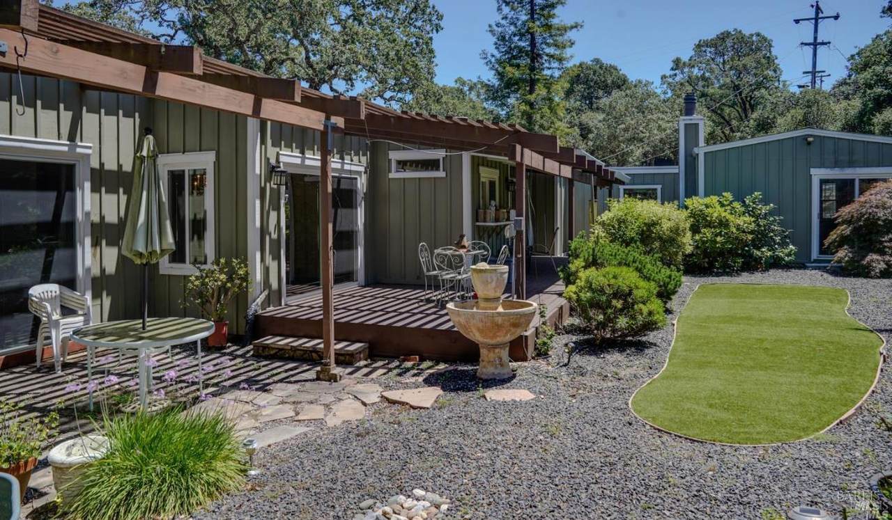 3 Oak Grove Way - Photo 1