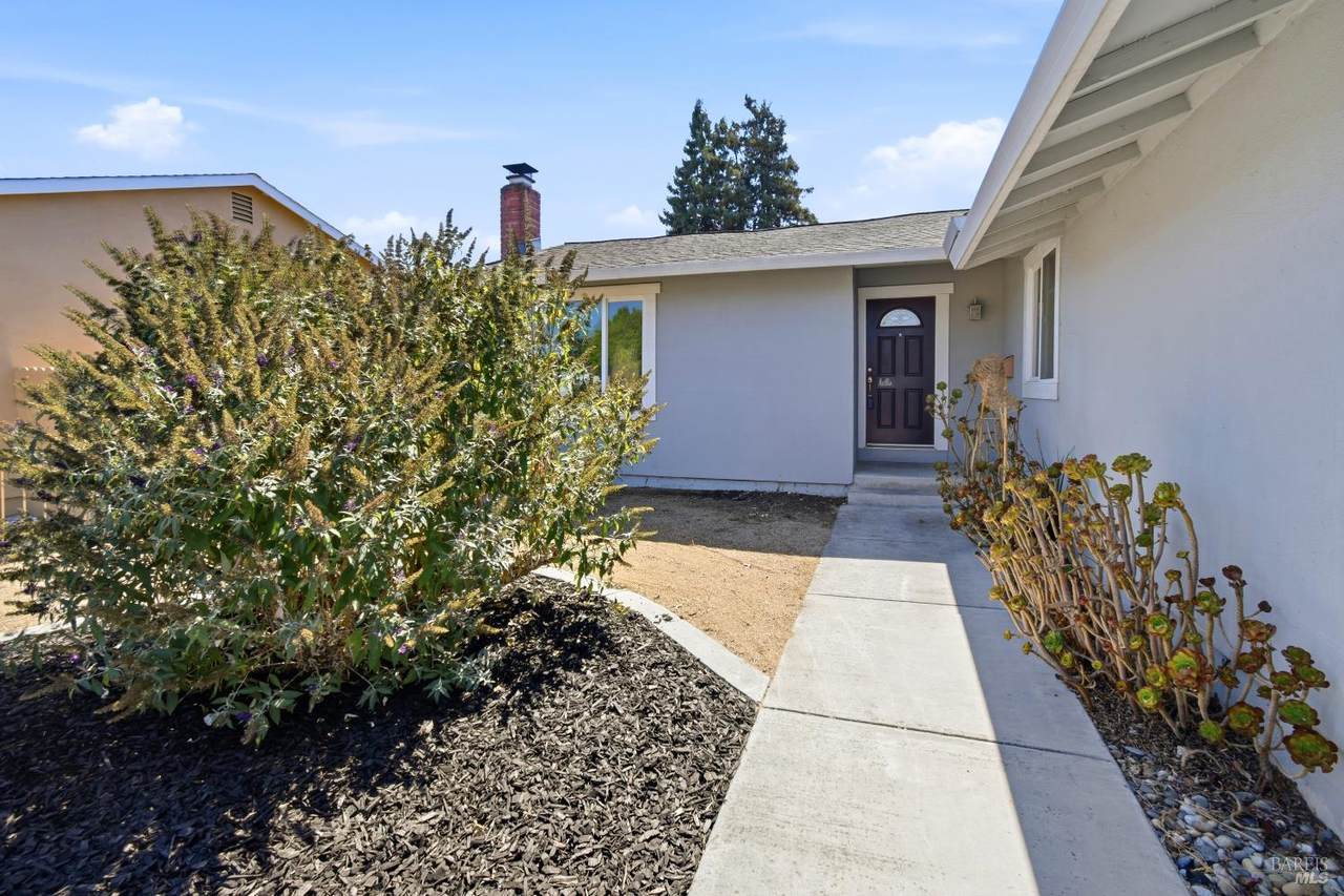 880 Crinella Drive - Photo 1