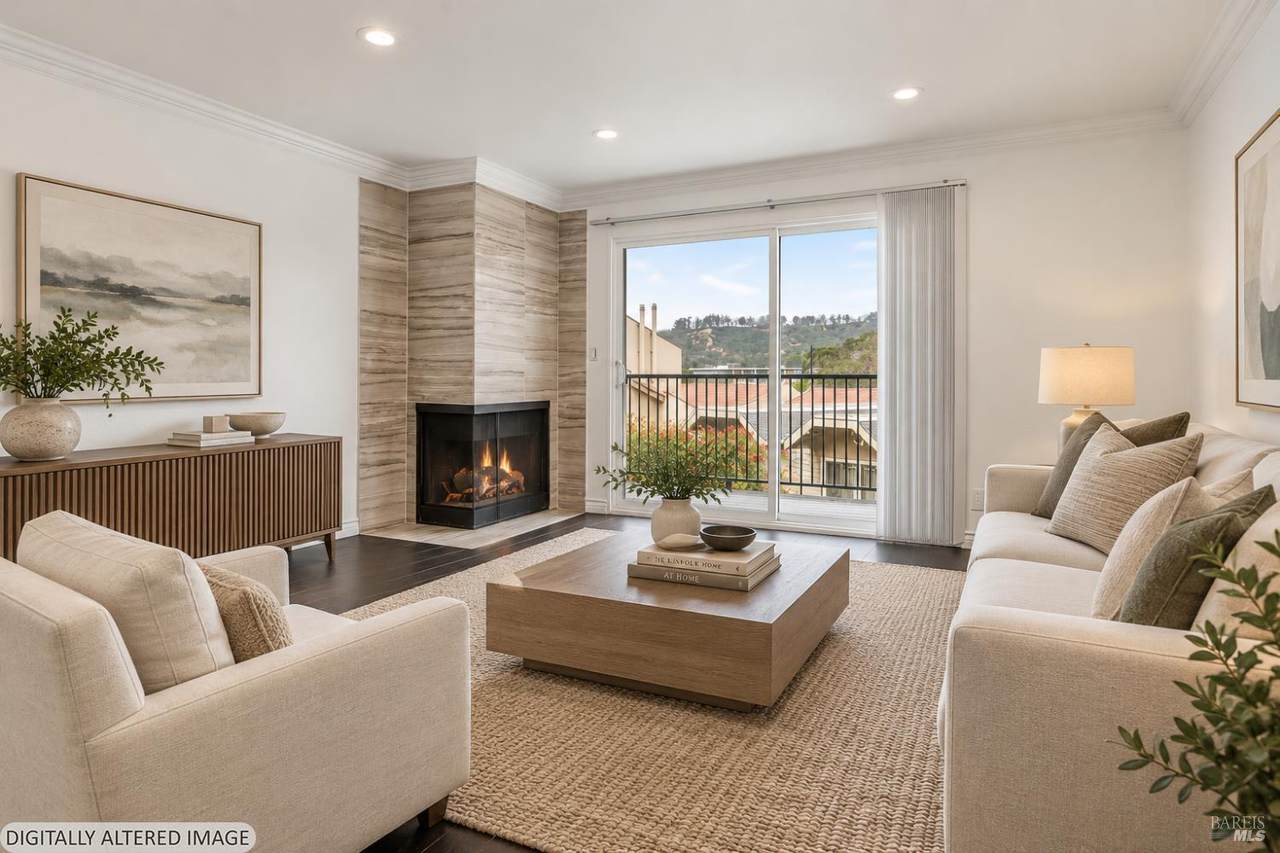 10 Professional Center Parkway - Photo 1