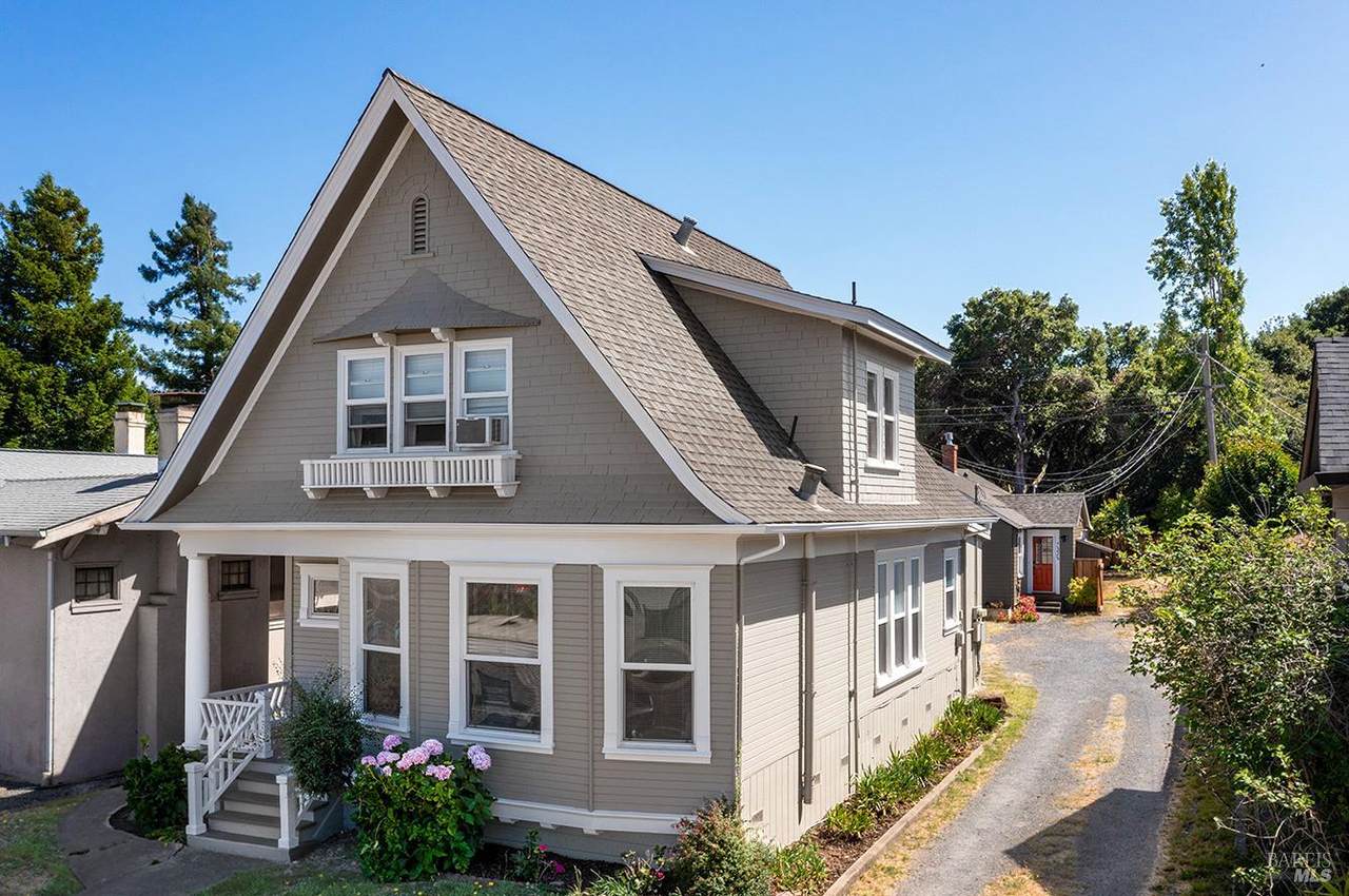 732 Petaluma Boulevard - Photo 1