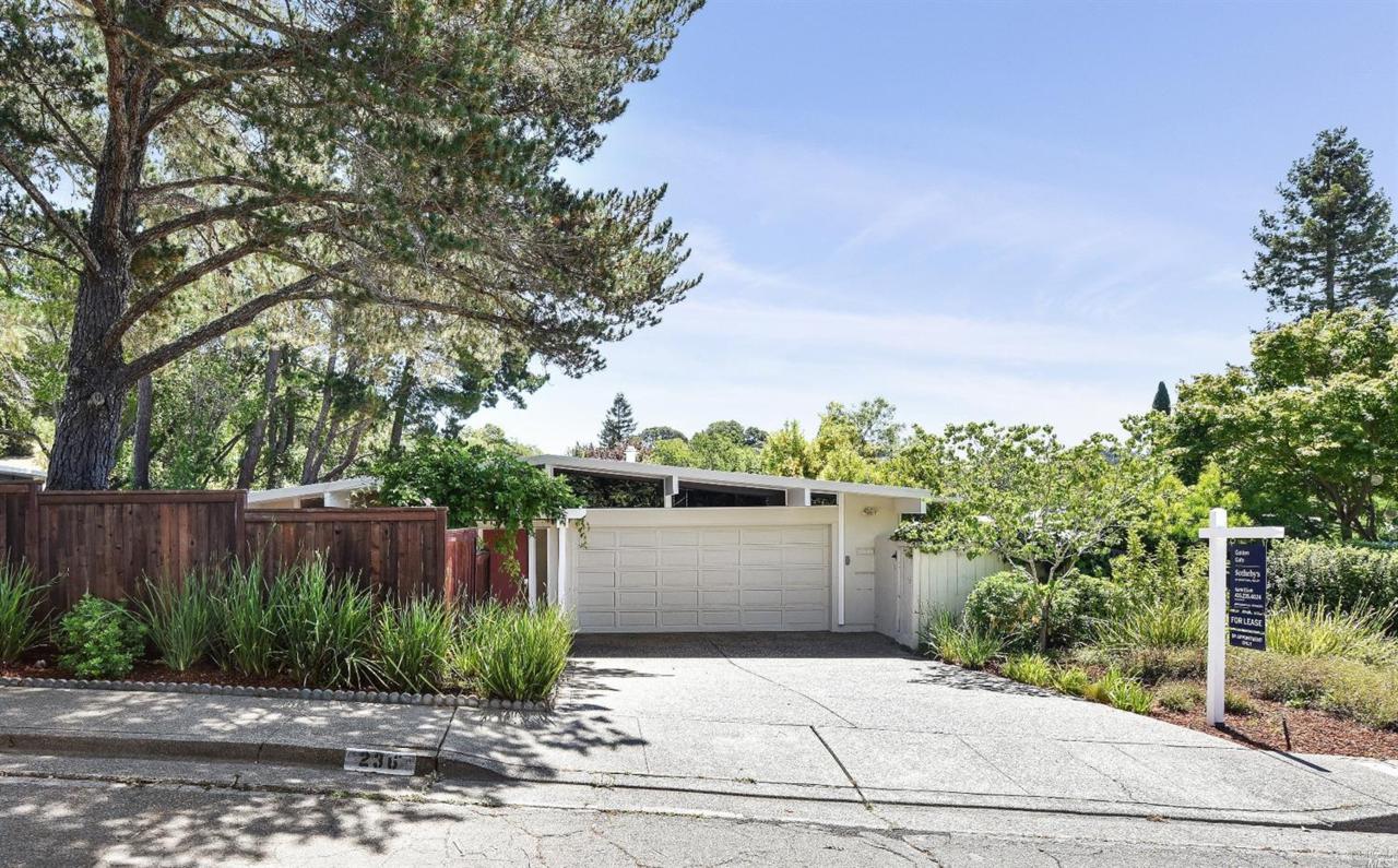 236 Mount Shasta Drive - Photo 1