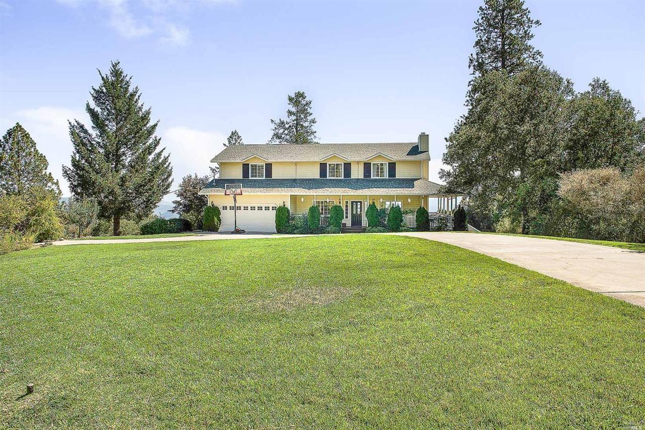 540 Edgemont Lane - Photo 1